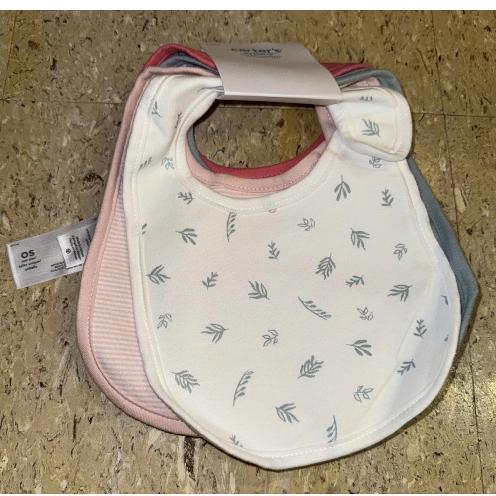 NEW NWT Carter’s 4 Pack White Pink One Size Baby Bibs Flower Blue